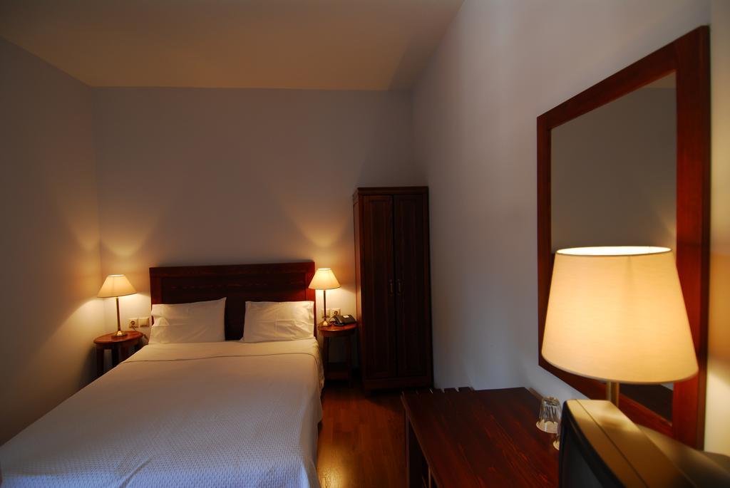Hotel Papanastasiou Elati  Екстер'єр фото